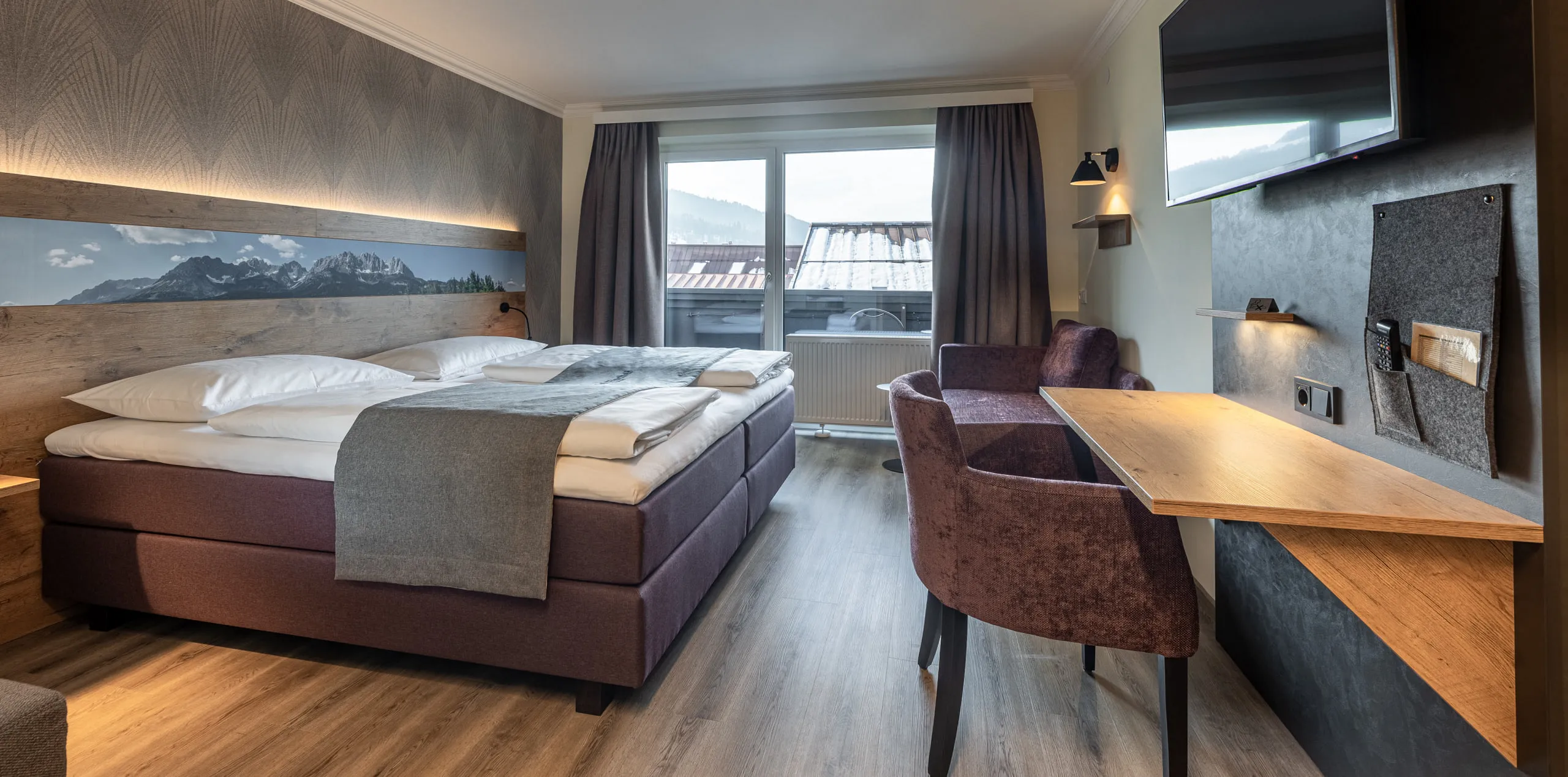 Modern hotel room with view of Kitzbüheler Horn